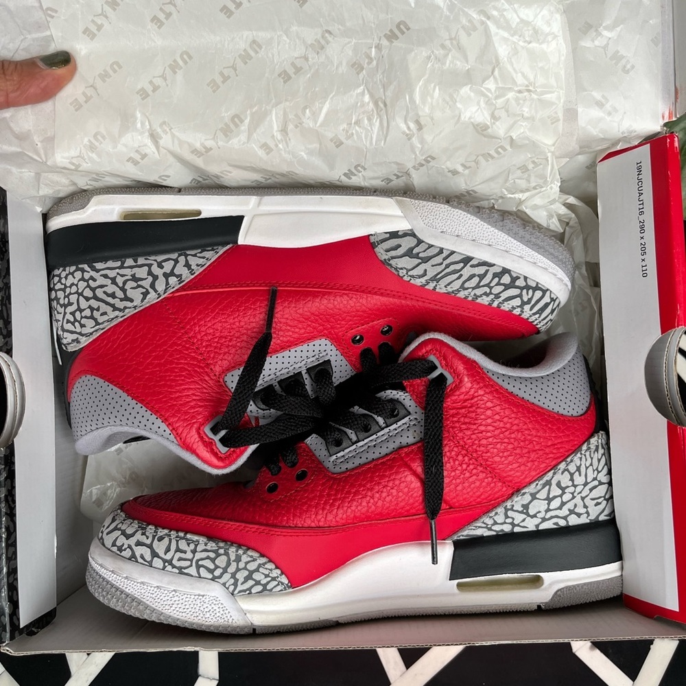 Air Jordan 3 Retro SE Fire Red Cement Grey Basketball Shoes - Picture 6 of 16